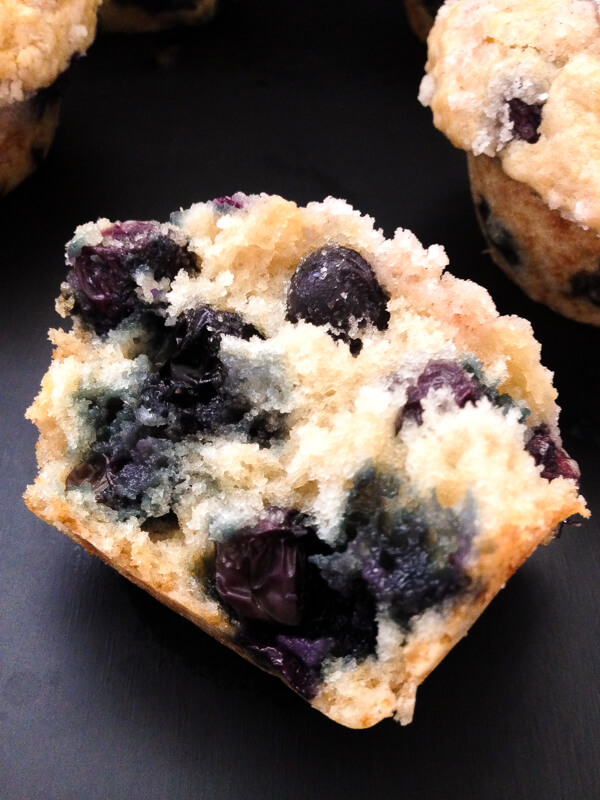 Bleuberry Muffins with Streusel Topping
