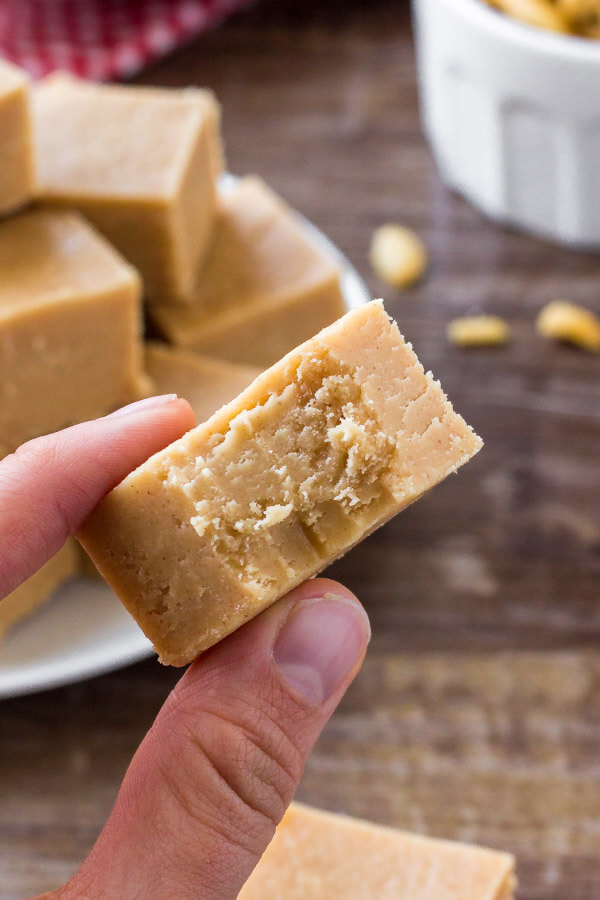 Peanut Butter Fudge is creamy, smooth and deliciously peanut buttery.