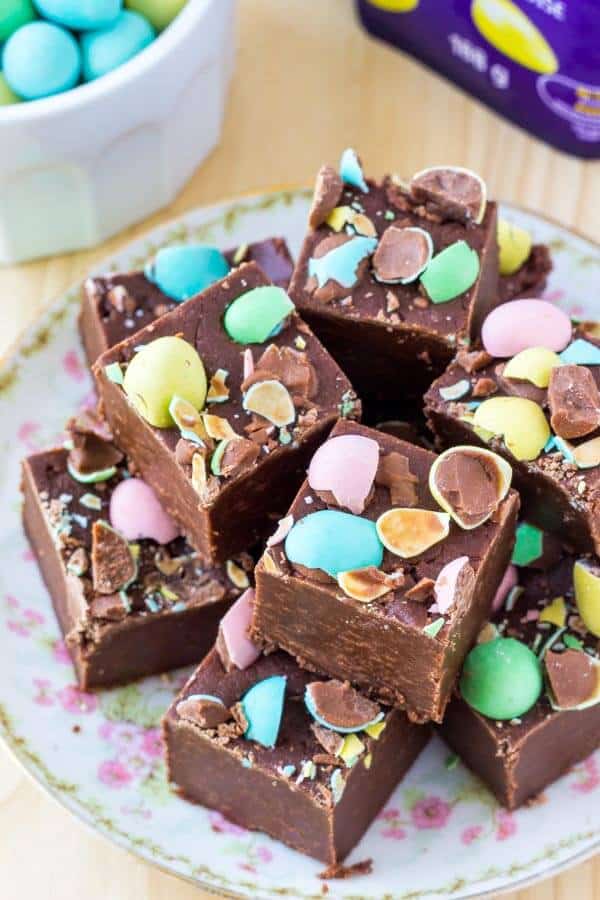 Chocolate fudge that's smooth, creamy & topped with mini eggs. Perfect for Easter. 
