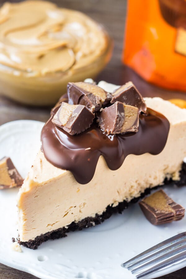 No Bake Peanut Butter Cheesecake.This no bake peanut butter cheesecake has an Oreo cookie crust, creamy peanut butter flavor, and Reese's peanut butter cups. So easy and only 15 minutes to make! www.justsotasty.com