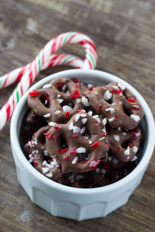 Salty & sweet - these Chocolate Peppermint Pretzels are the perfect holiday treat. So easy & only 3 ingredients, they make a great edible gift too! 