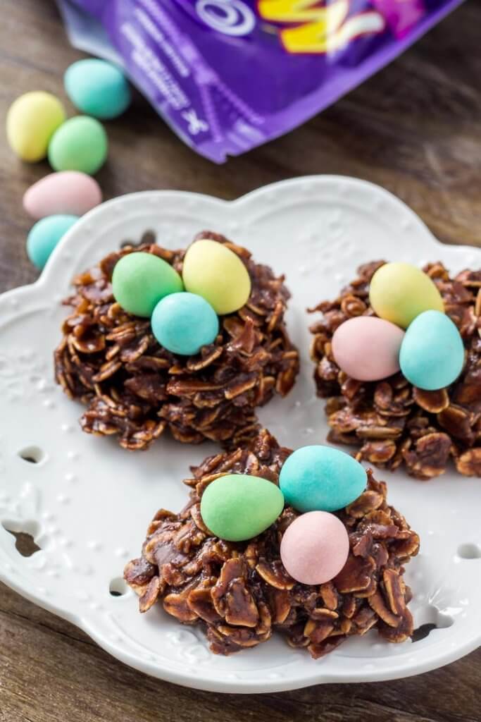 Easter Nest Cookies - easy no bake treats made with mini eggs. 