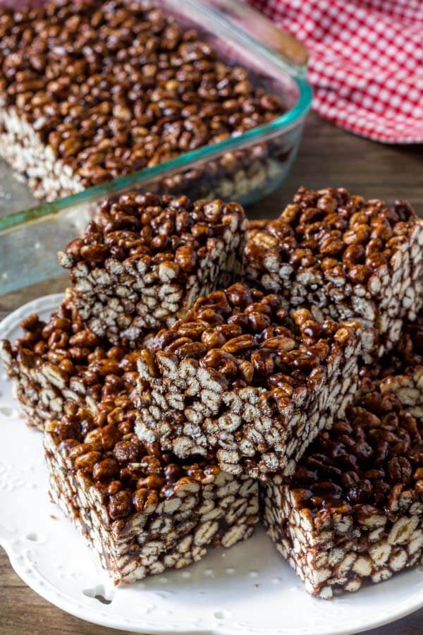 The best puffed wheat squares - super chocolate-y, soft and chewy, and completely addicting. 