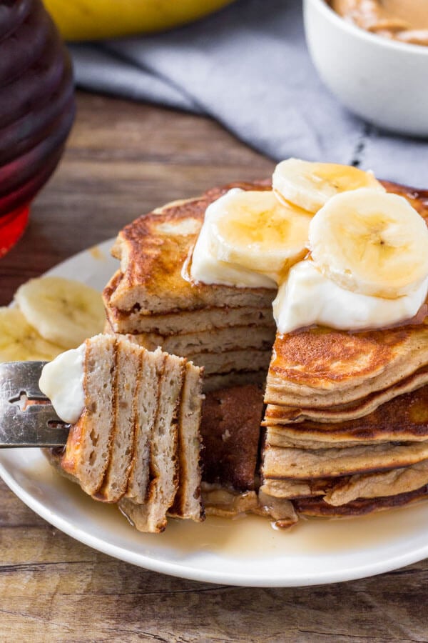 PEanut Butter Banana Pancakes are an easy, healthy breakfast. 