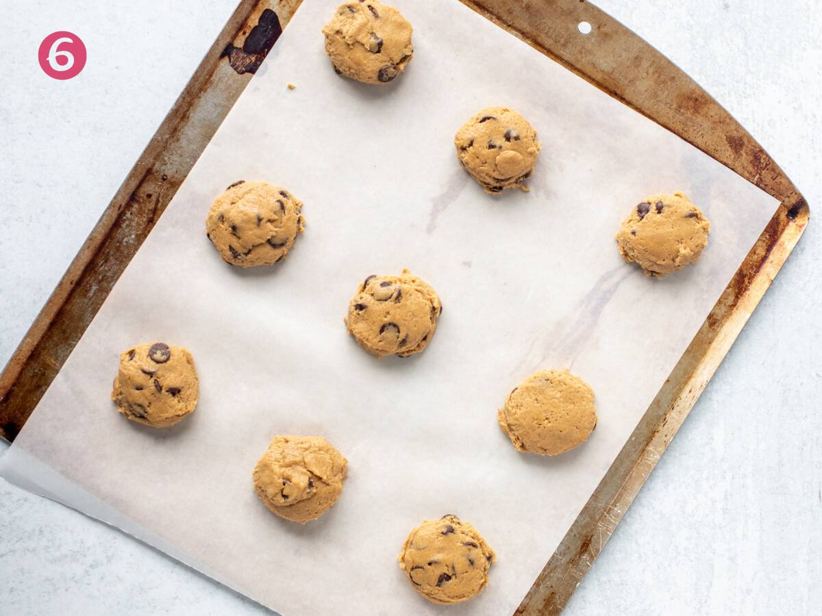 Cookie sheet with cookie dough balls
