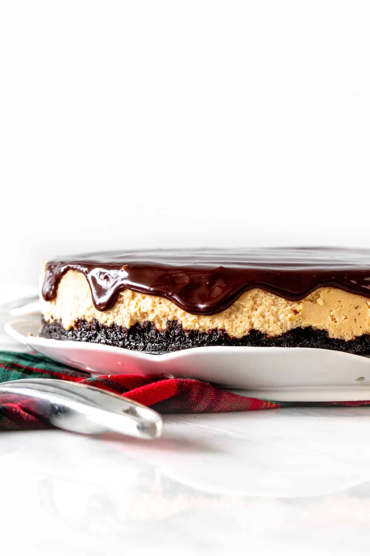 9-inch round Irish cream cheesecake with chocolate on top
