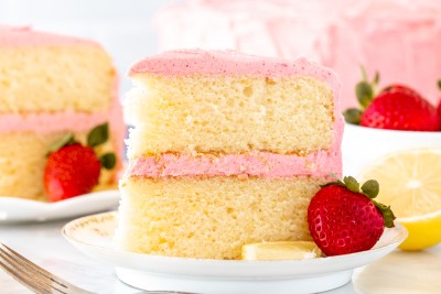 Strawberry Lemonade Cake - Just so Tasty