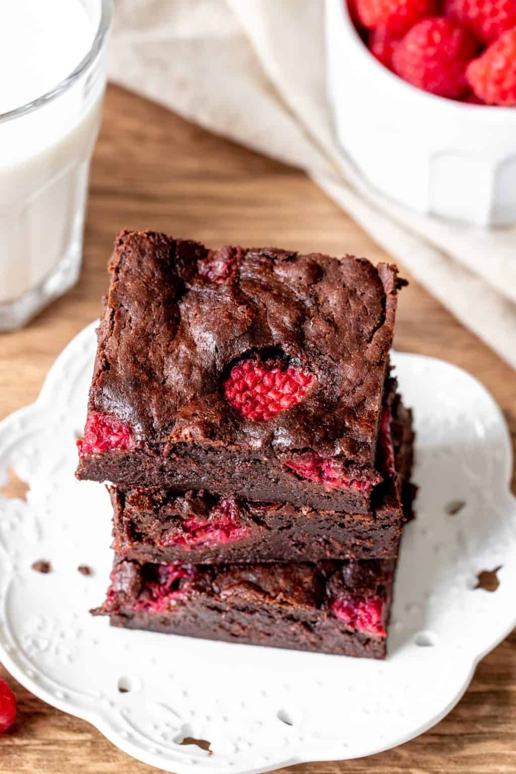 Round Raspberry Brownie Raspberry Brownies - Just so Tasty